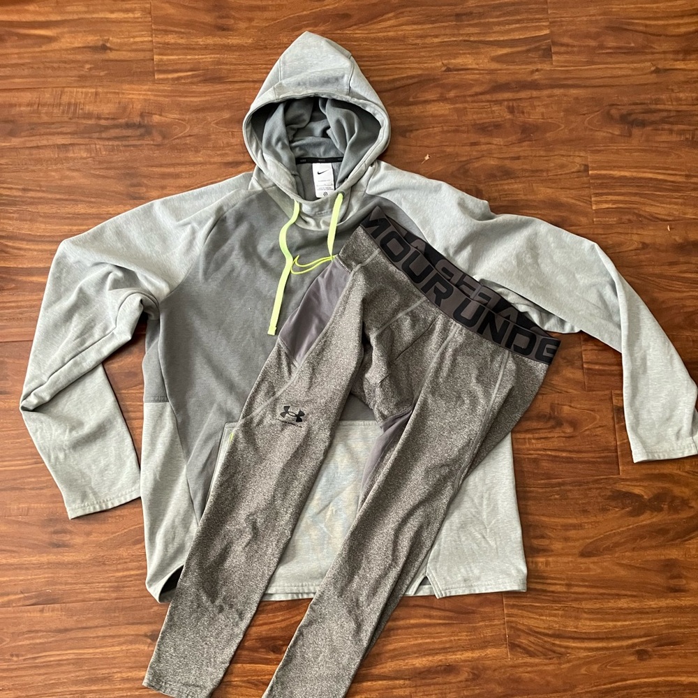 Nike & Under Armour | BUNDLE Nike hoodie and UA heatgear compression leggings XL